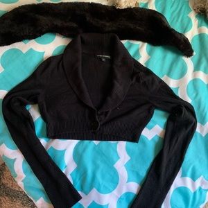 Black Express shrug with removable faux fur